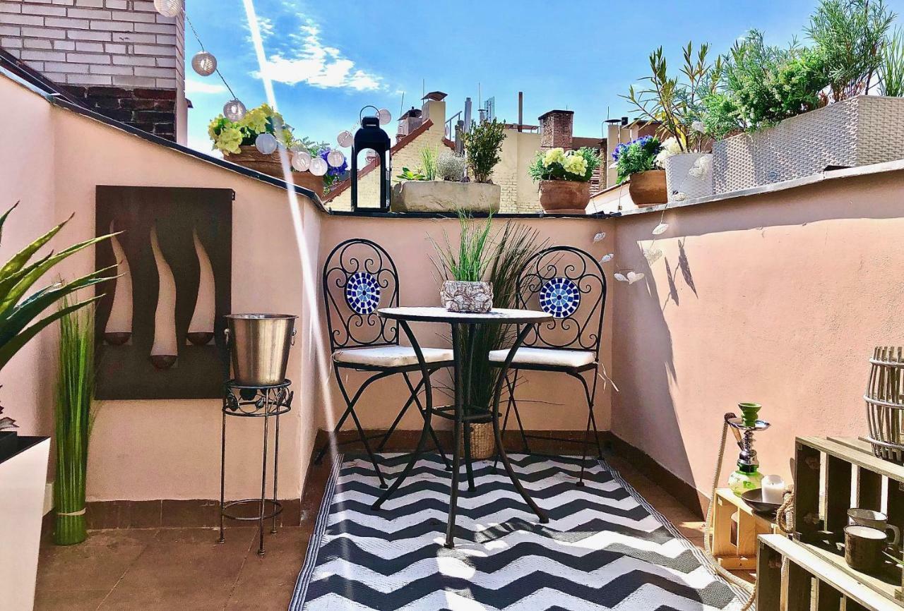Duplex With Quite Terrace On Wenceslas Sq. プラハ エクステリア 写真