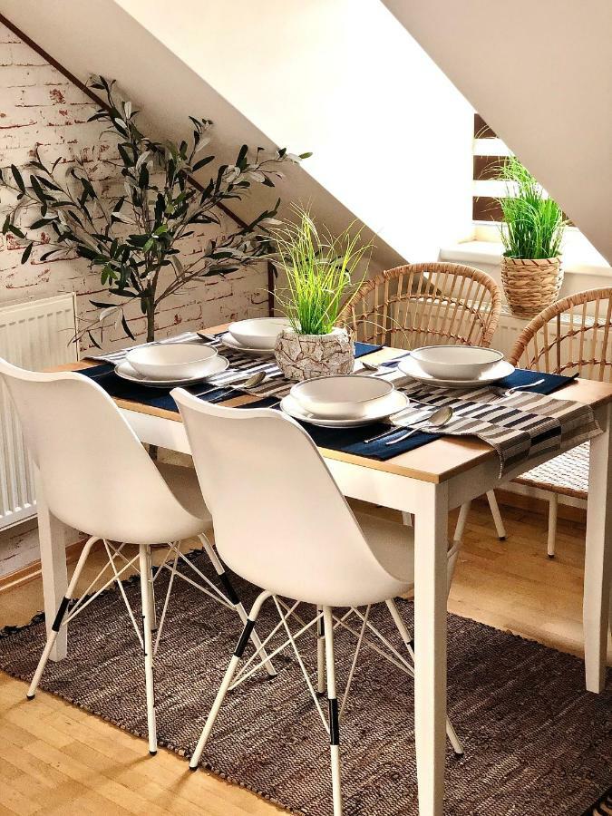 Duplex With Quite Terrace On Wenceslas Sq. プラハ エクステリア 写真