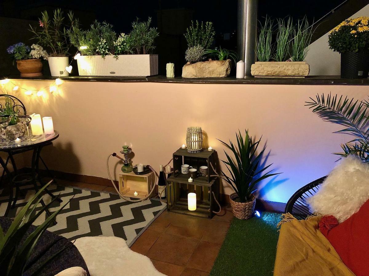 Duplex With Quite Terrace On Wenceslas Sq. プラハ エクステリア 写真