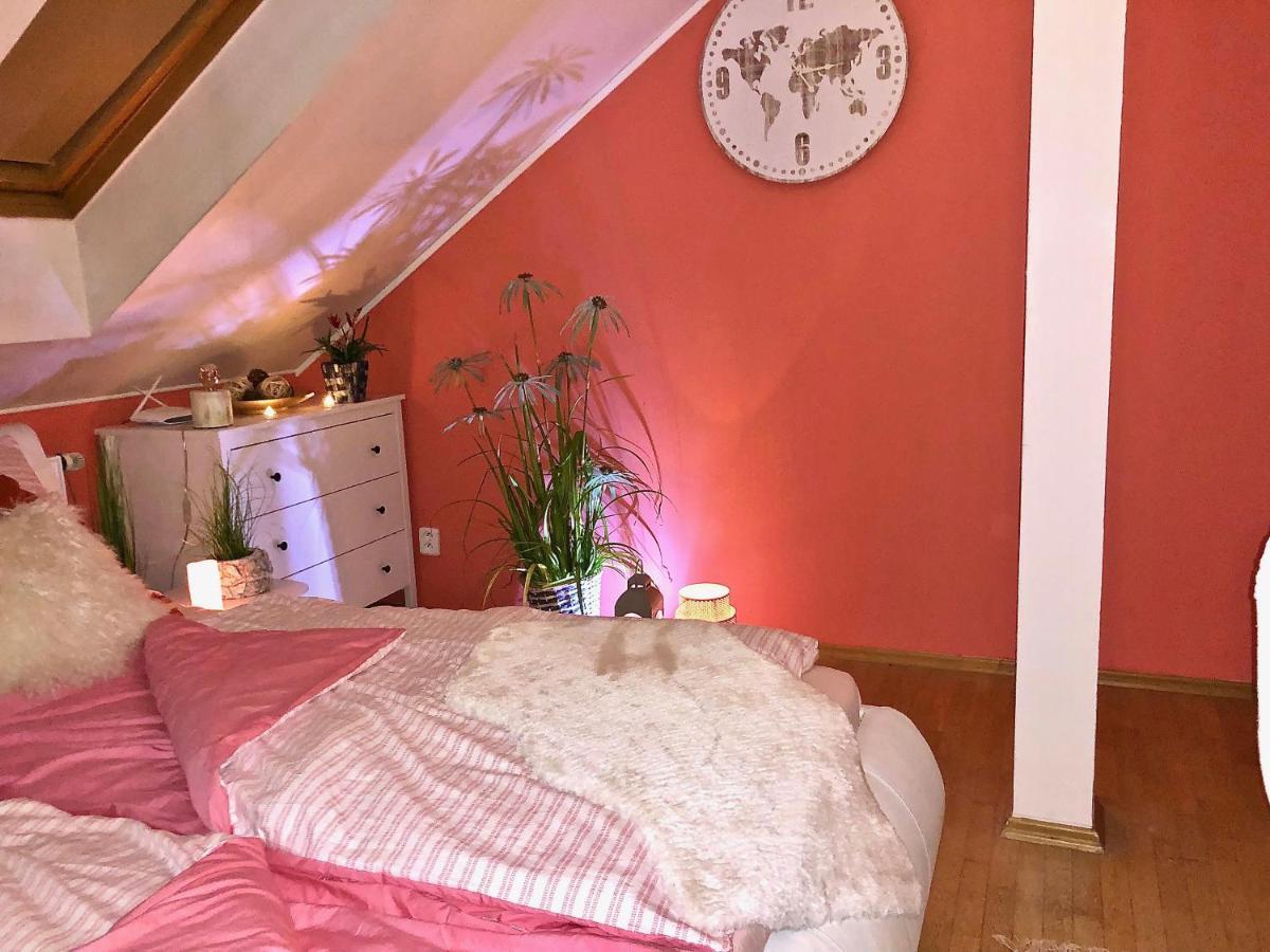 Duplex With Quite Terrace On Wenceslas Sq. プラハ エクステリア 写真